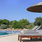 Bed & Breakfast Quinta Da Luz - A Luxury Boutique 4*