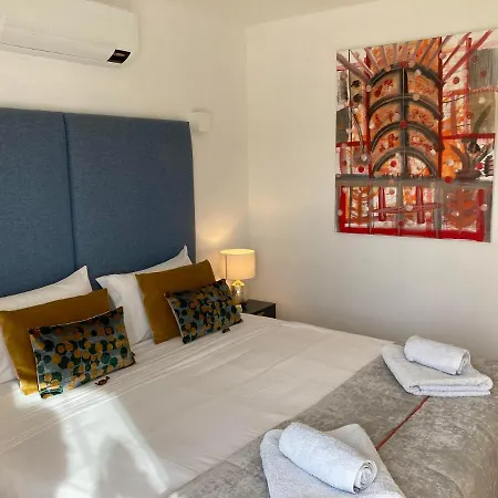 Bed & Breakfast Quinta Da Luz - A Luxury Boutique *