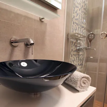 Quinta Da Luz - A Luxury Boutique לינה וארוחת בוקר 4*