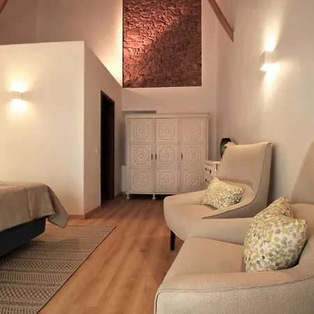 לינה וארוחת בוקר Quinta Da Luz - A Luxury Boutique סילבס