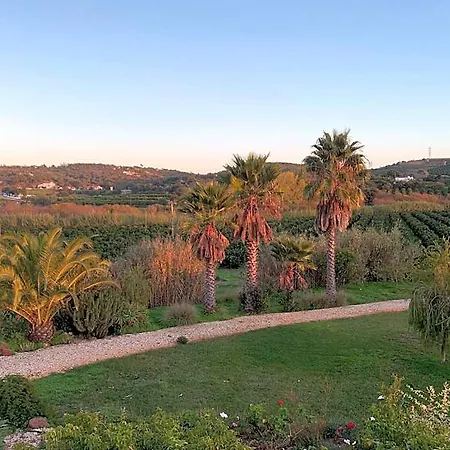 Bed & Breakfast Quinta Da Luz - A Luxury Boutique 4*